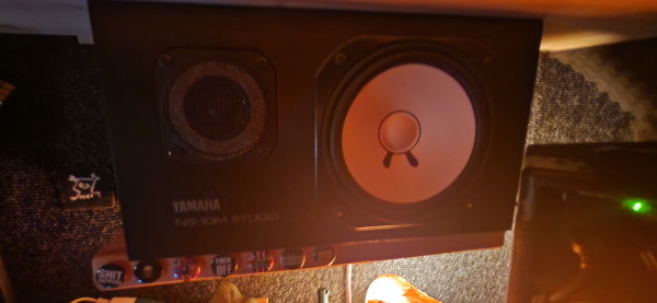 Yamaha NS10